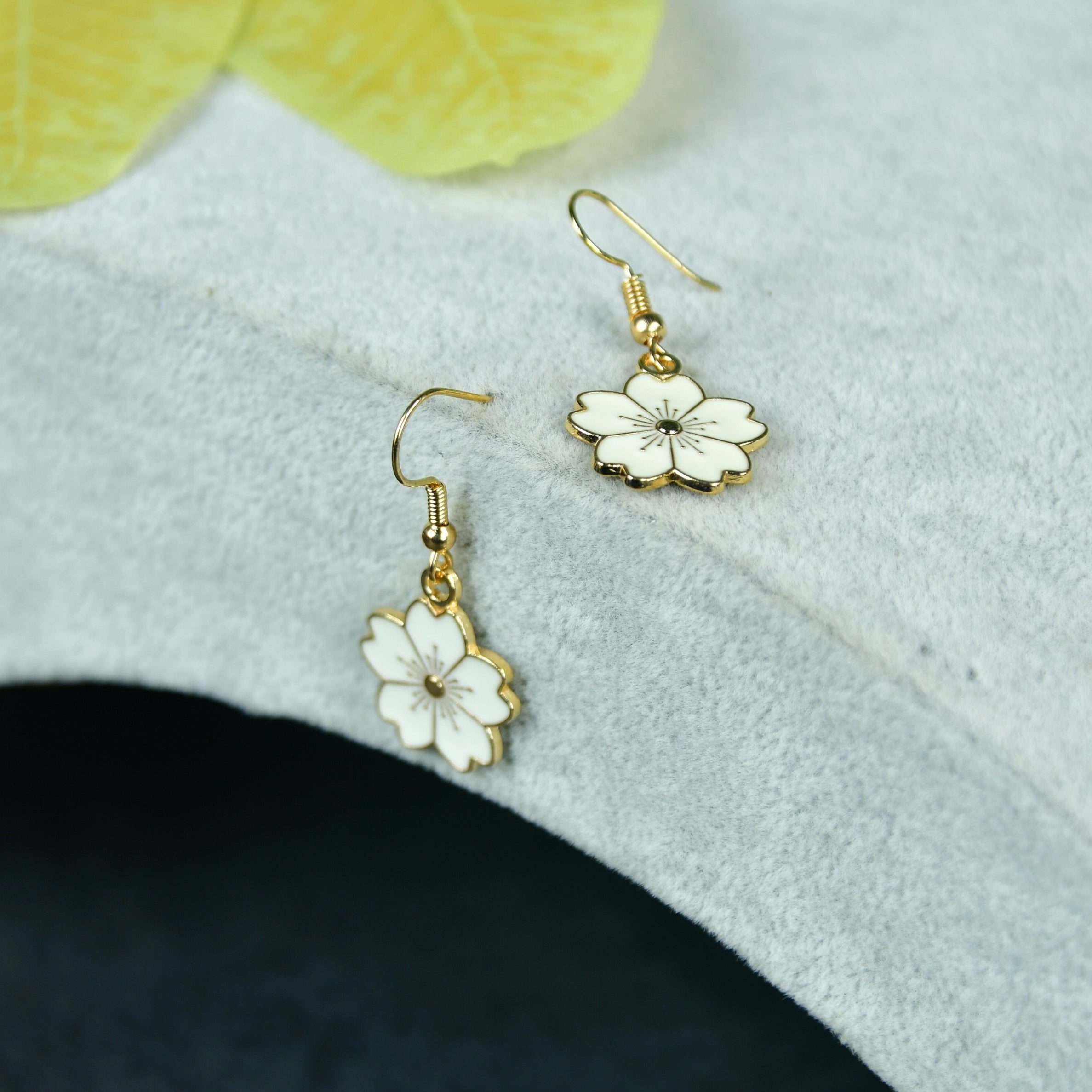 MAYII Floral White Gold Stainless Steel Earrings - One Size - Mayii - Mayii