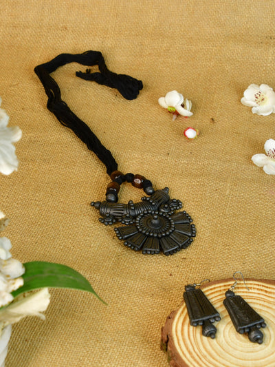 Mayii Handcrafted Terracotta Necklace: Crescent with Petal Design