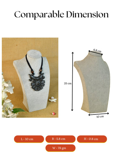 Mayii Handcrafted Terracotta Necklace: Crescent with Petal Design