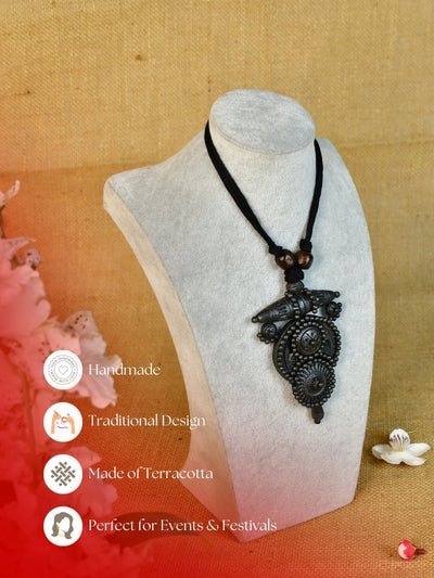 Mayii Handcrafted Terracotta Pendant: Petaled Ovoid Design
