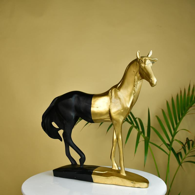 Mayii Black Gold Stallion