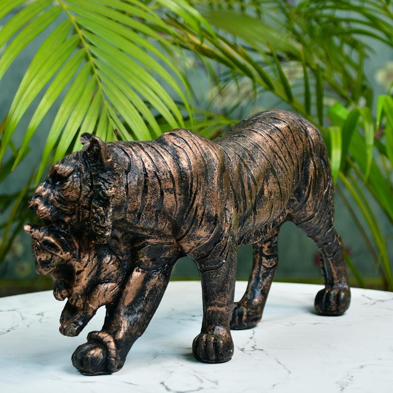 Mayii Resin Tiger Decor
