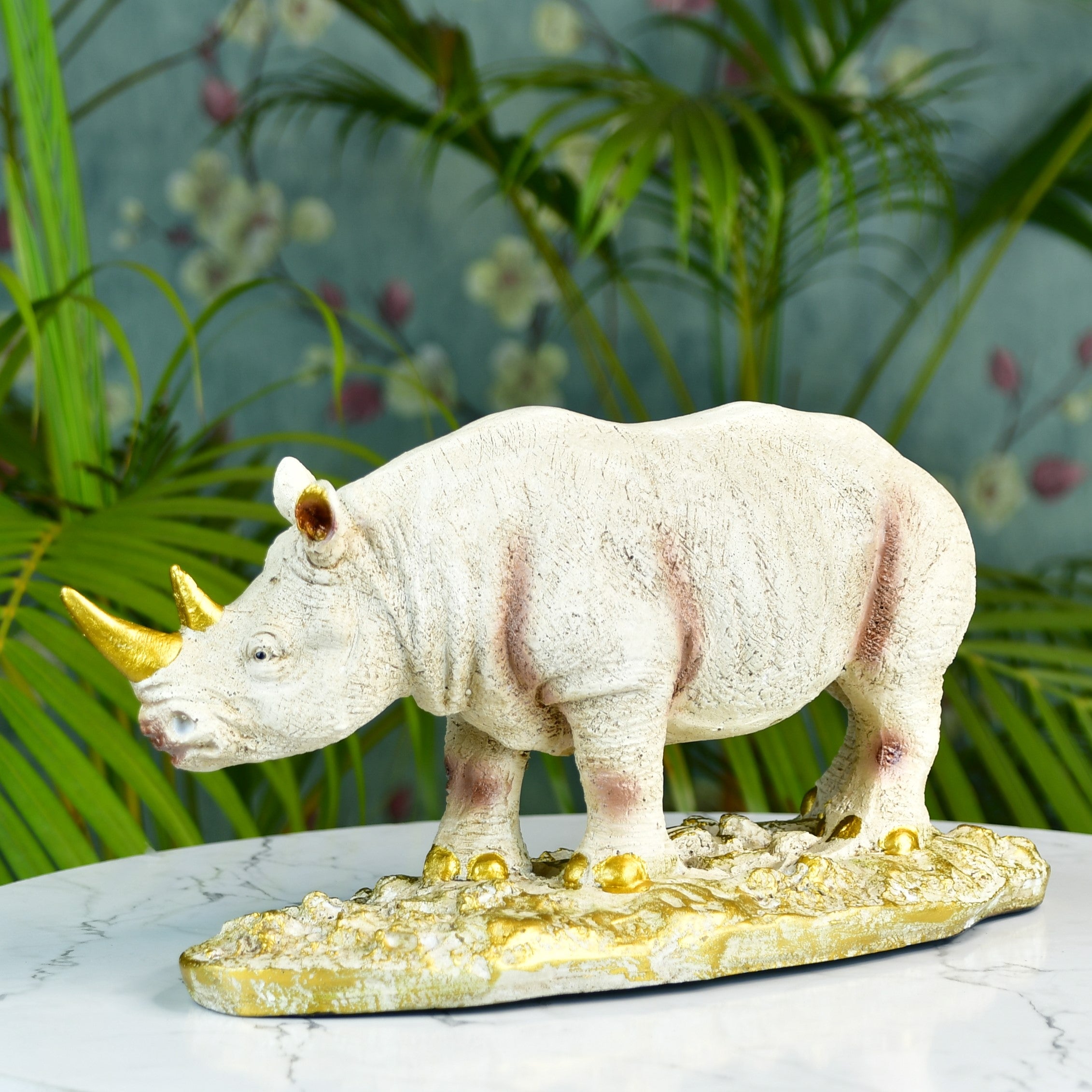 Mayii Resin White Rhino Decor