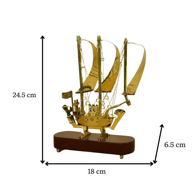 MAYII brass ship decor tabletop piece with detailed sails on wooden base measuring 24.5 cm tall