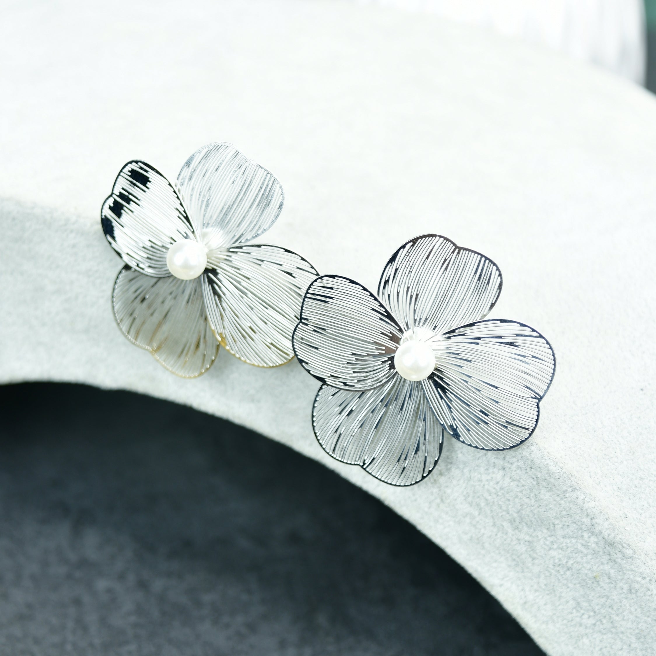 MAYII Centre Bead Flower Gold Stainless Steel Earrings - One Size - Mayii - Mayii