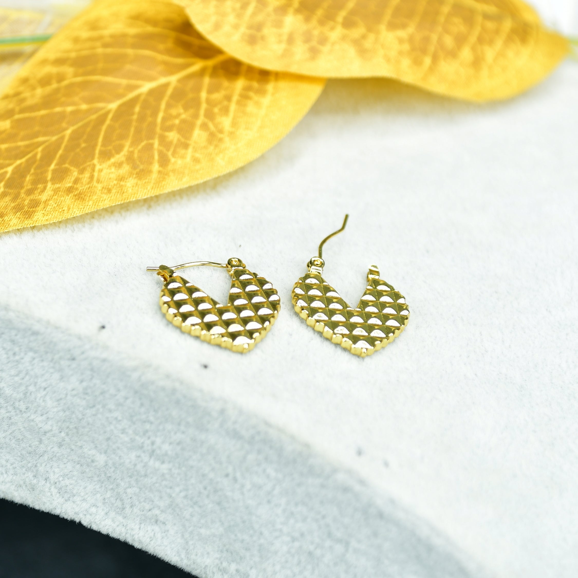 MAYII Ear Cut Petals Gold Stainless Steel Earrings - One Size - Mayii - Mayii