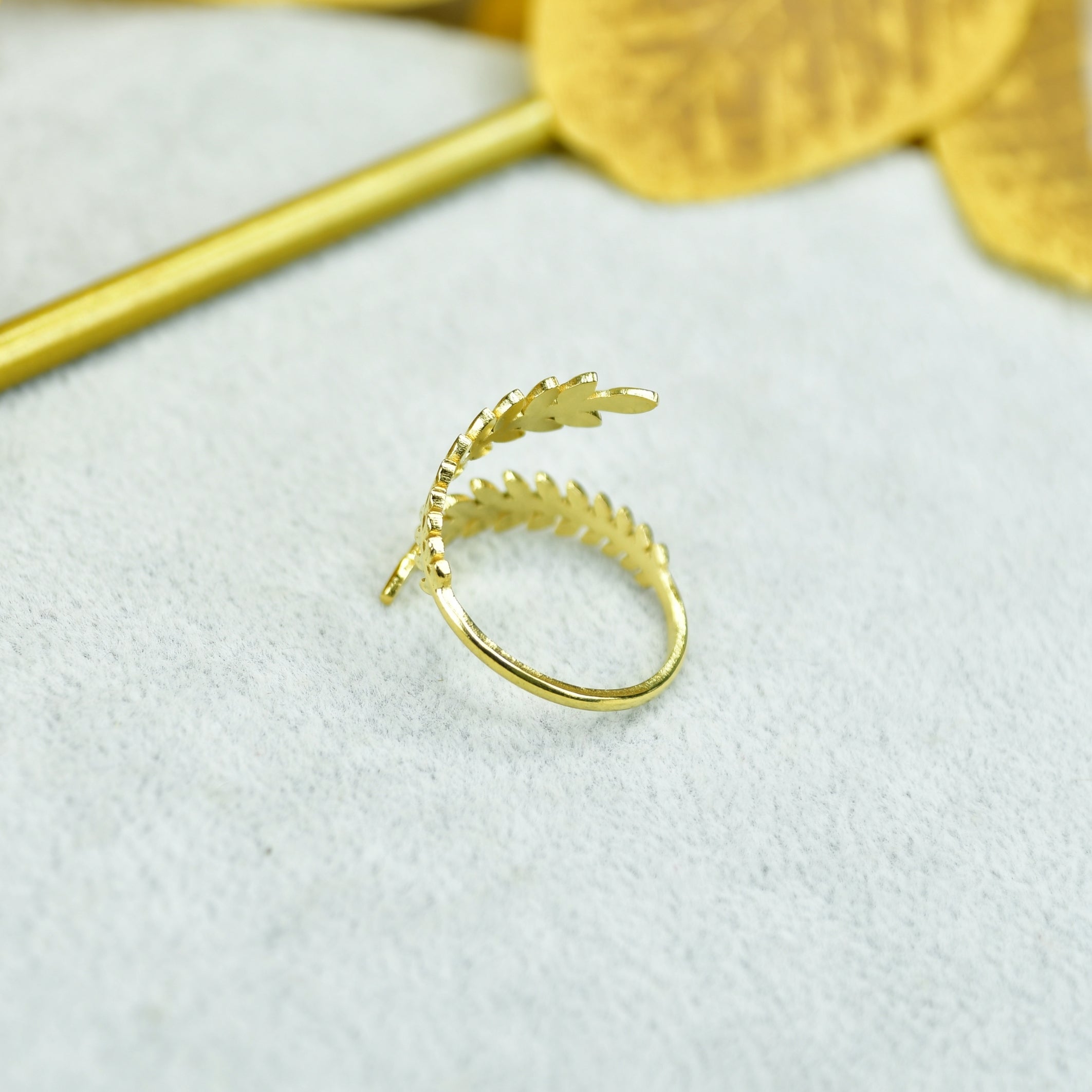 MAYII - Gold Petal Line Ring Stainless Steel - One Size - Mayii - Mayii