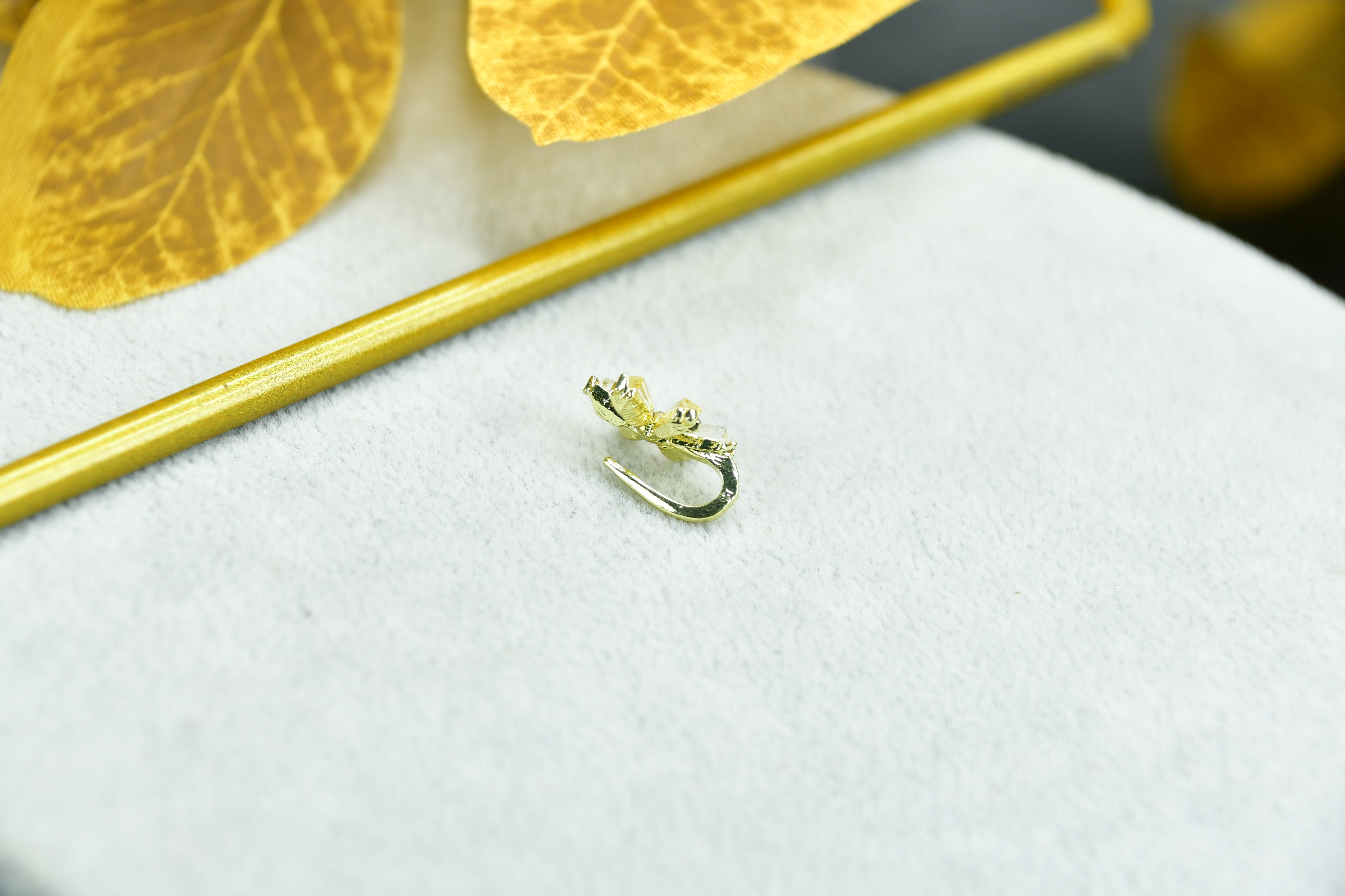 MAYII - Gold Stainless Steel Star Flower Nosepin - One Size - Mayii - Mayii