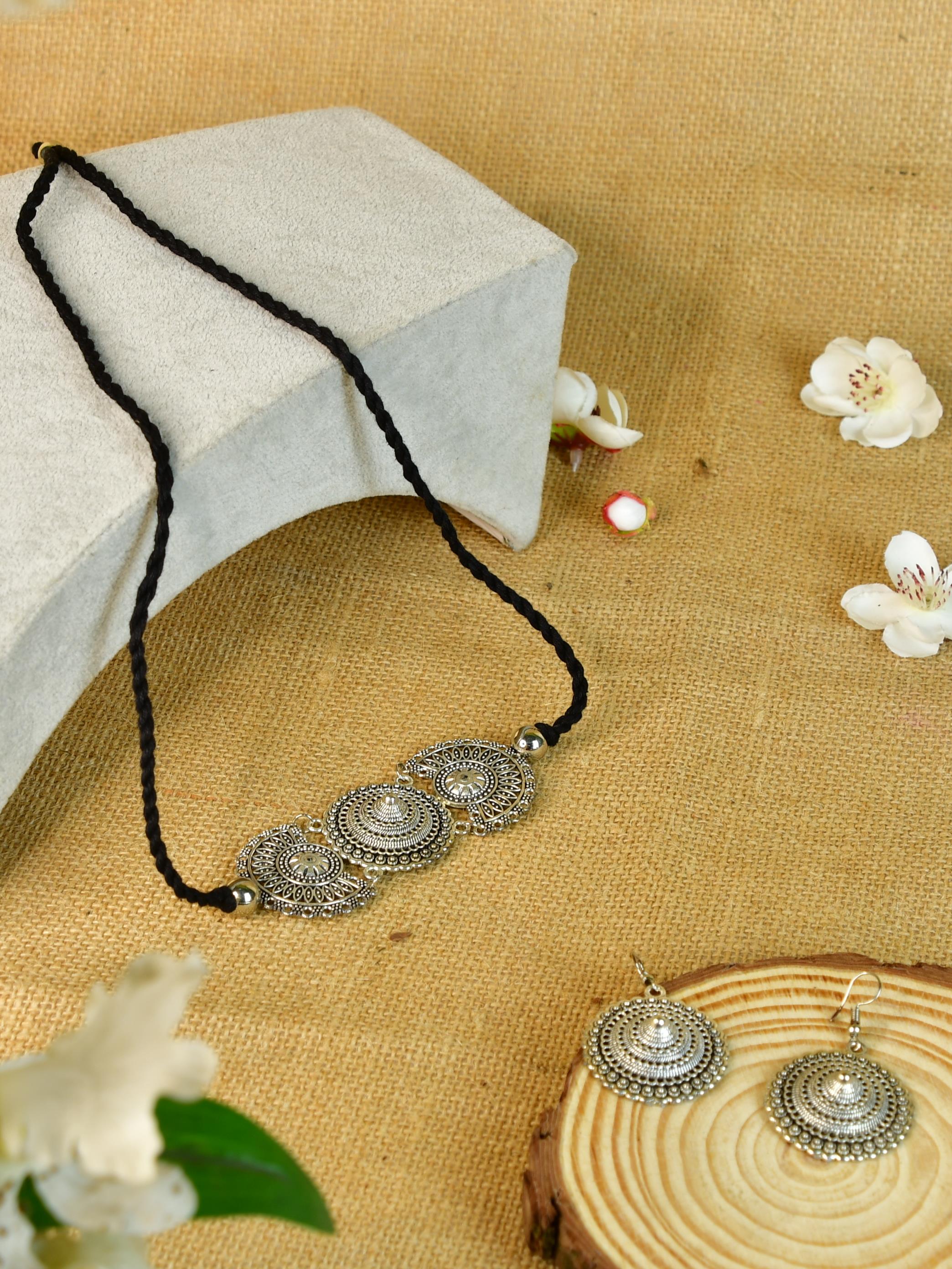 Mayii Handcrafted German Silver Choker: Triple Floral Design - Mayii - Mayii