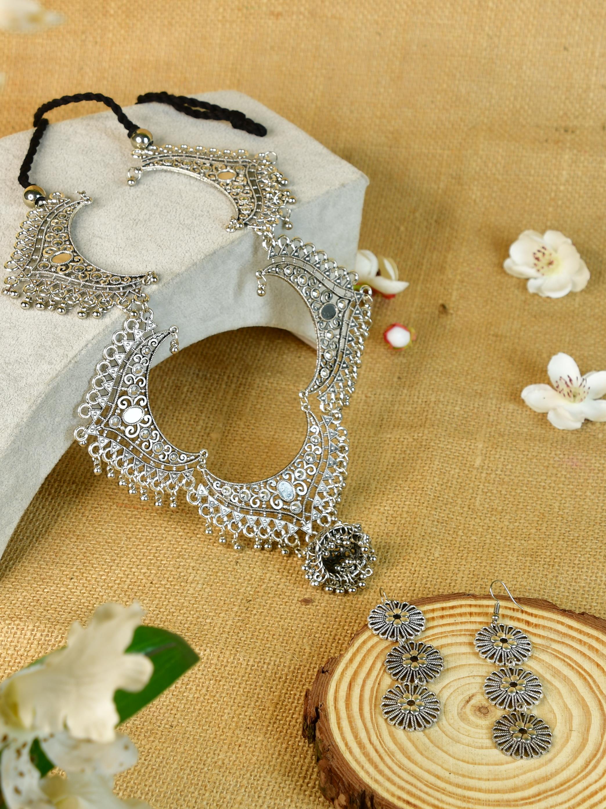 Mayii Handcrafted German Silver Necklace: Flower Petal Pattern - Mayii - Mayii