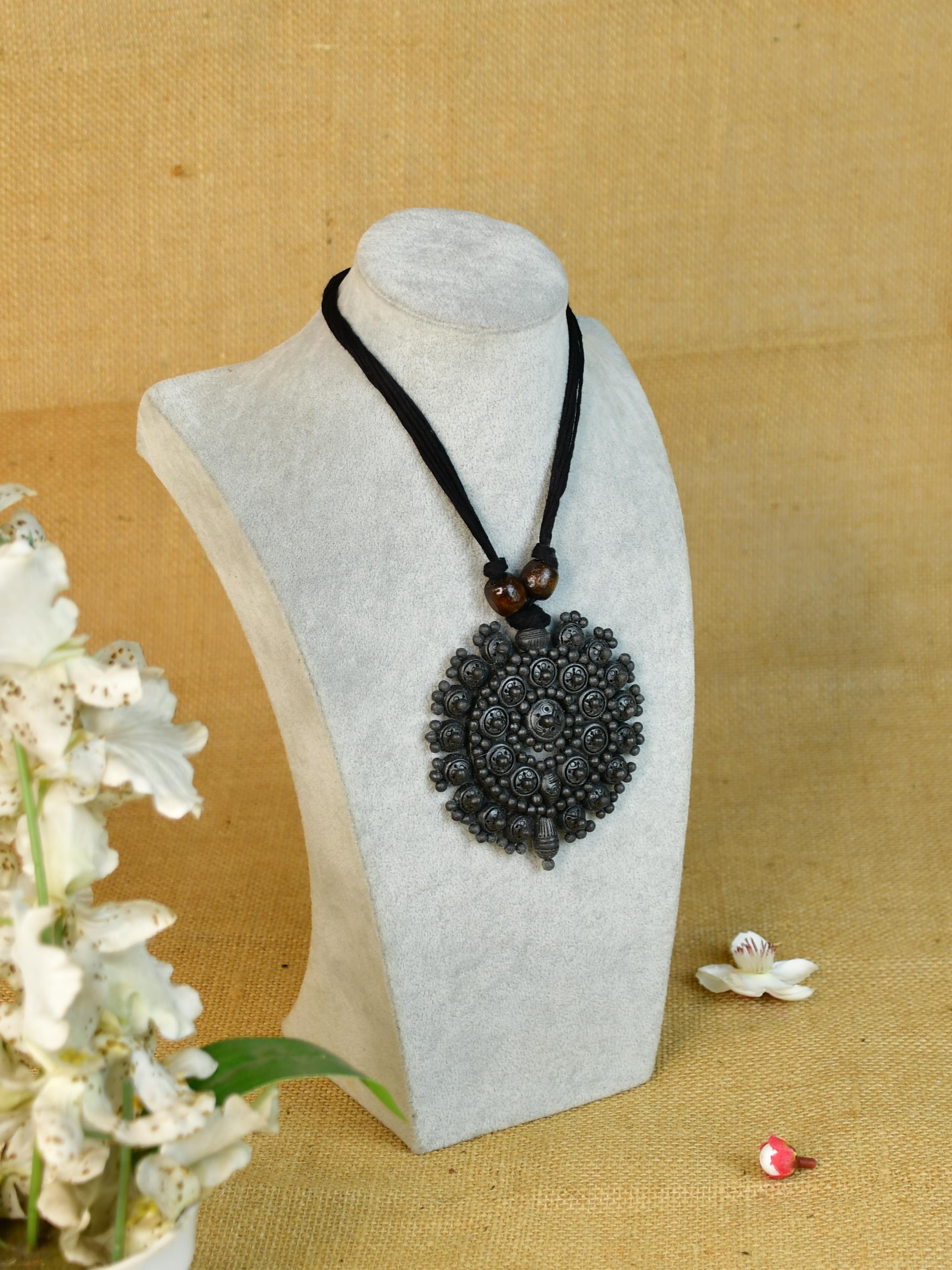 Mayii Handcrafted Terracotta Necklace: Large Flower Pendant - Mayii - Mayii