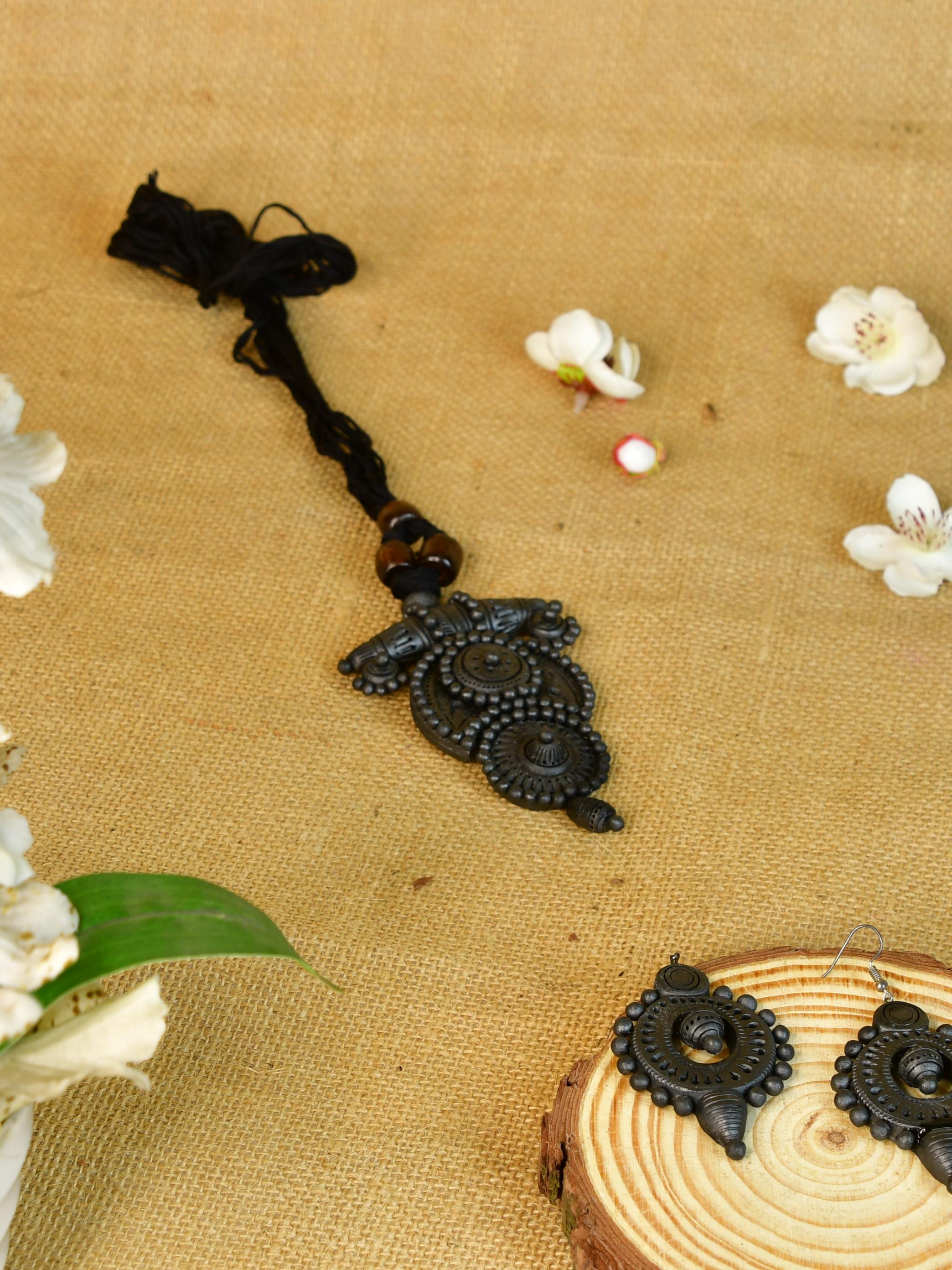 Mayii Handcrafted Terracotta Pendant: Petaled Ovoid Design - Mayii - Mayii