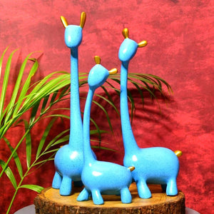 MAYII tabletop unique home decor giraffe set in blue with gold accents on wooden base